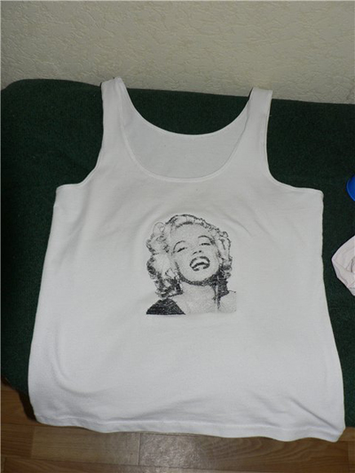 Marilyn Monroe free embroideryt-shirt