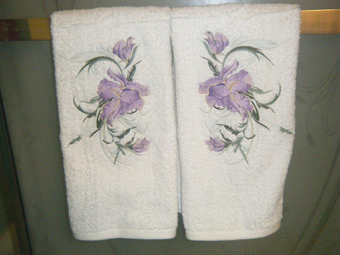 two towels big iris embroidery design