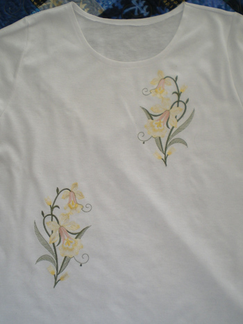 free flower machine embroidery design